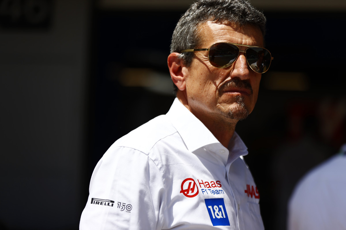 F1 News: Haas Chief Hints At Bringing On American Driver - Logan Sargeant?  - F1 briefing