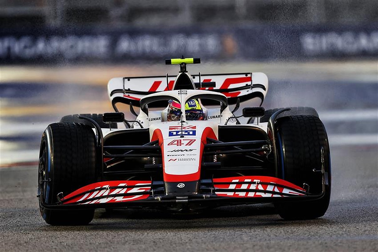 Photo of 2022 Haas F1 car without halo emerges