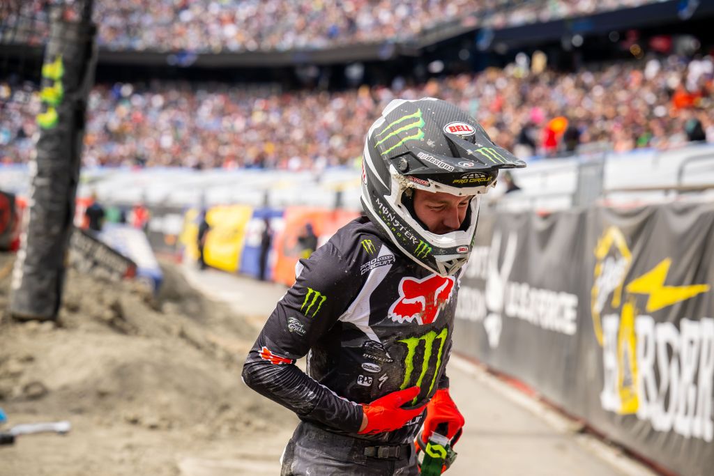Malcolm Stewart, Austin Forkner, Pierce Brown crash in A1