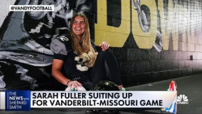 Sarah Fuller suits up for Vanderbilt-Missouri football game