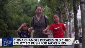 China changes one-child policy, asks families to have three kids