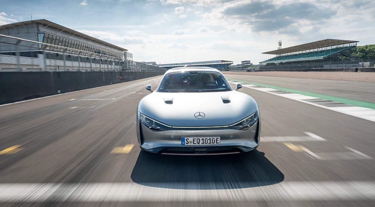 Mercedes EQXX Sets New Record - 747 Miles On One Charge