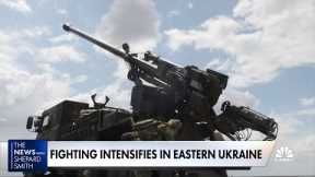 Fighting intensifies in Eastern Ukraine as Russia gains ground