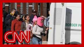 Should Biden or Congress be blamed immigration crisis? CNN panel debates