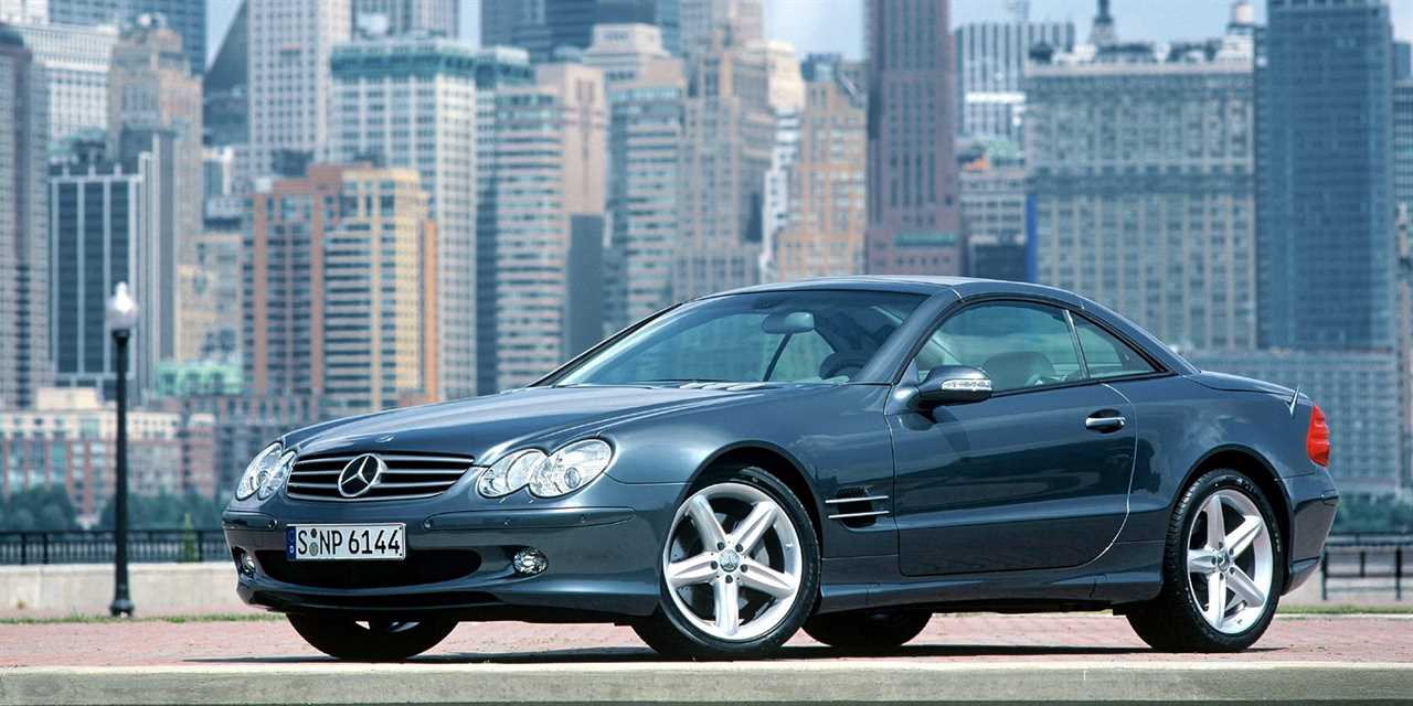 Mercedes SL-Class Front Quarter Gray