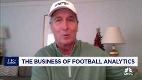 Legendary broadcaster Cris Collinsworth on Peacock's first NFL game, football analytics and more