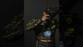  Home race, new threads ⚫️🟡 How do you like Charles & Carlos’ #ItalianGP race suits?! 👌 #F1Shorts 