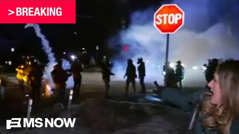 Protesters, federal agents engage in chaotic clash in Minneapolis following reports of new shooting