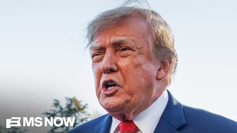Trump heads to Iowa after BIZARRE rally in South Carolina
